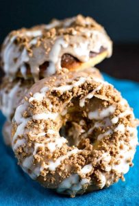 CINNAMON BUN STYLE BAKED DONUTS